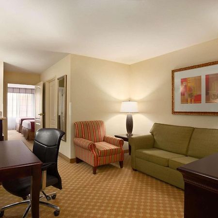 Country Inn & Suites By Radisson, Washington At Meadowlands, Pa Экстерьер фото