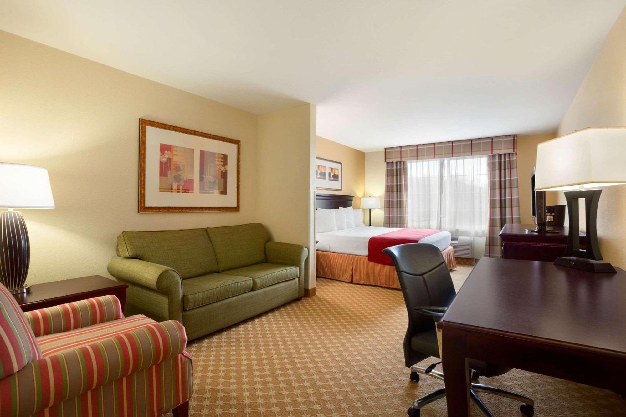 Country Inn & Suites By Radisson, Washington At Meadowlands, Pa Экстерьер фото